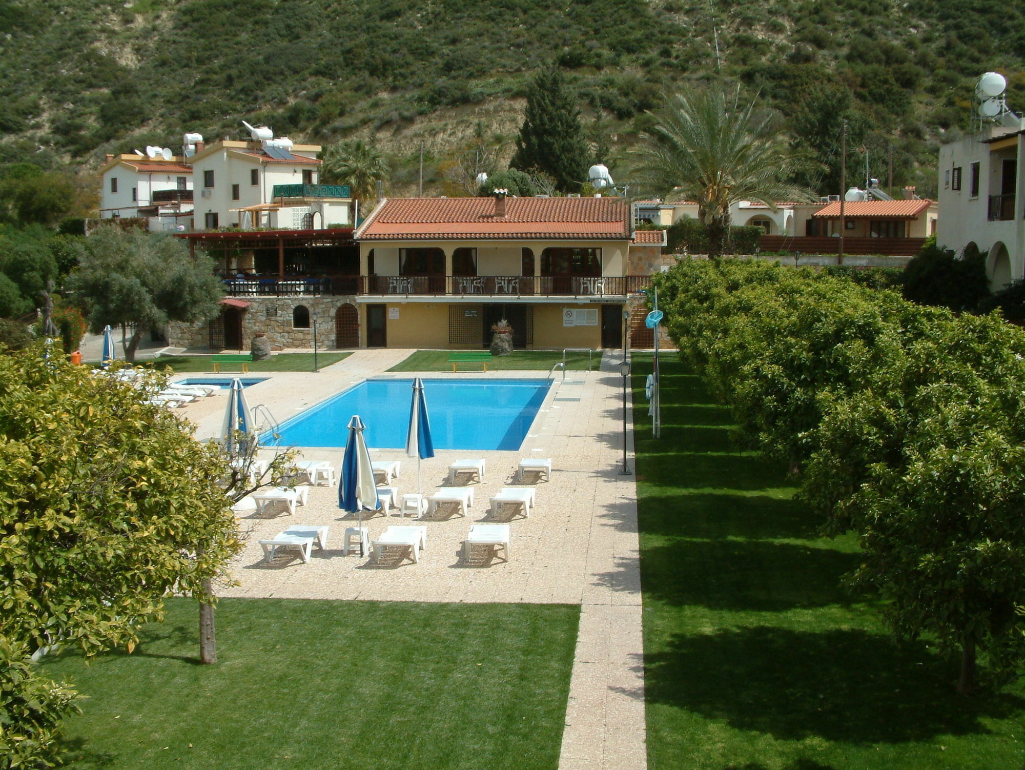 Pelekanos Apartments Pissouri Exterior foto